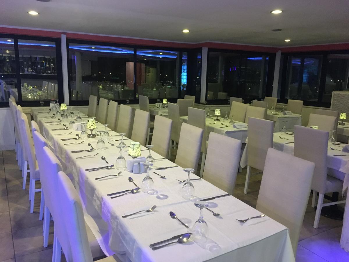 Aksan Hotel 이즈미르 외부 사진